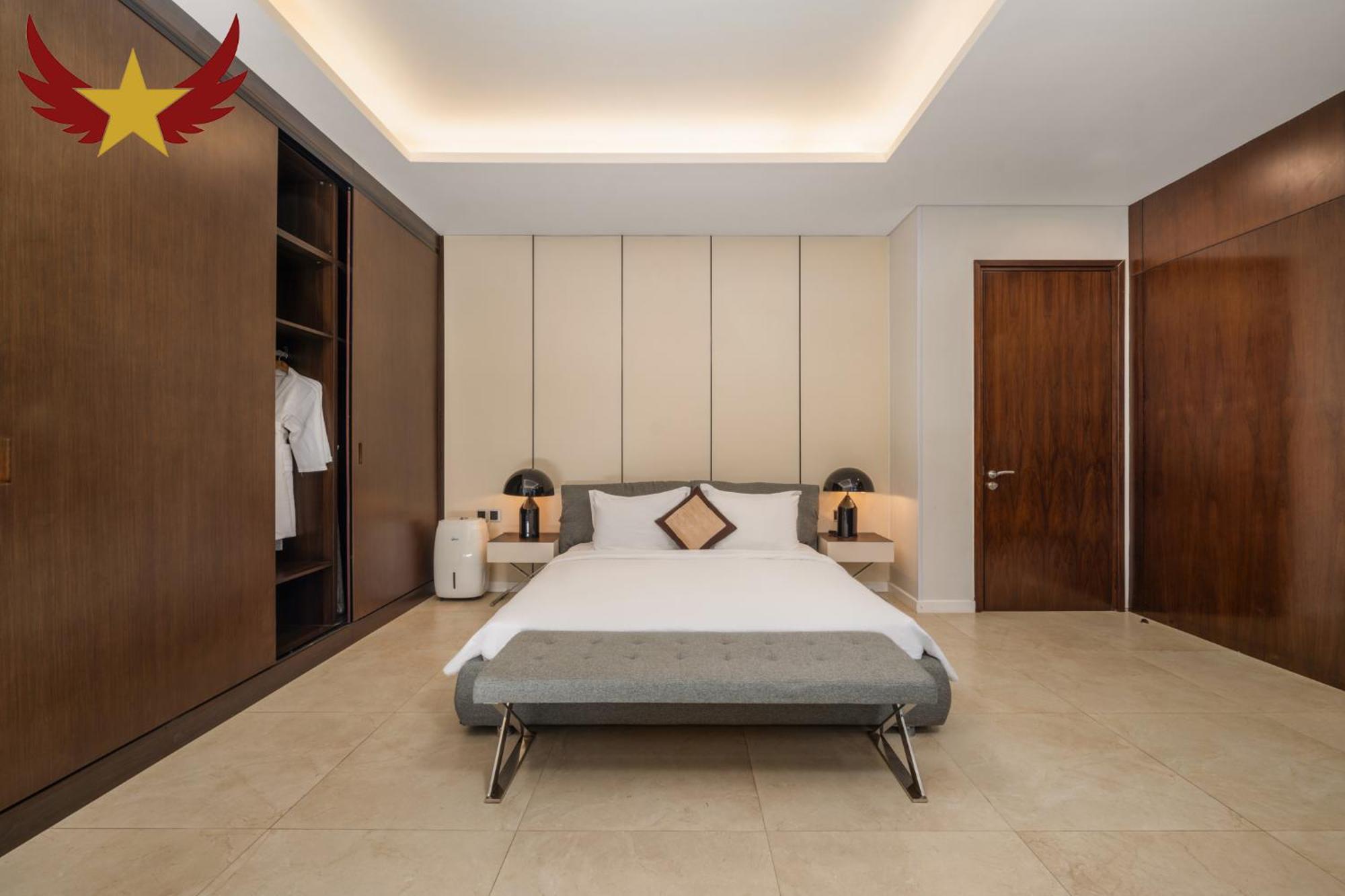 The Five Villas 8 Bedrooms Beachfront - K3 Дананг Екстериор снимка