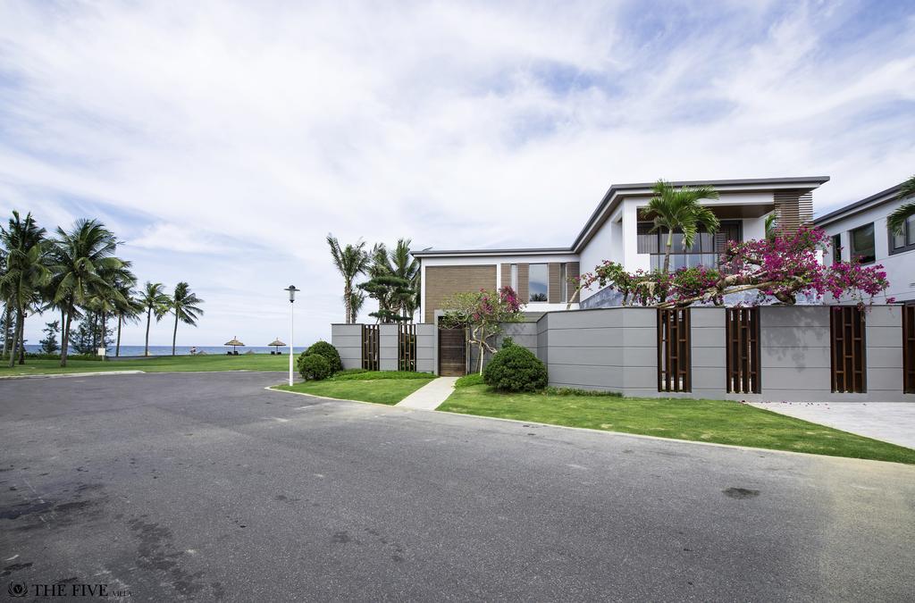 The Five Villas 8 Bedrooms Beachfront - K3 Дананг Екстериор снимка